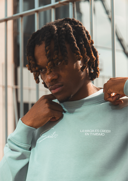 𝗦𝘂𝗱𝗮𝗱𝗲𝗿𝗮 𝘀𝗶𝗻 𝗰𝗮𝗽𝘂𝗰𝗵𝗮 𝘽𝙚𝙡𝙞𝙚𝙫𝙚