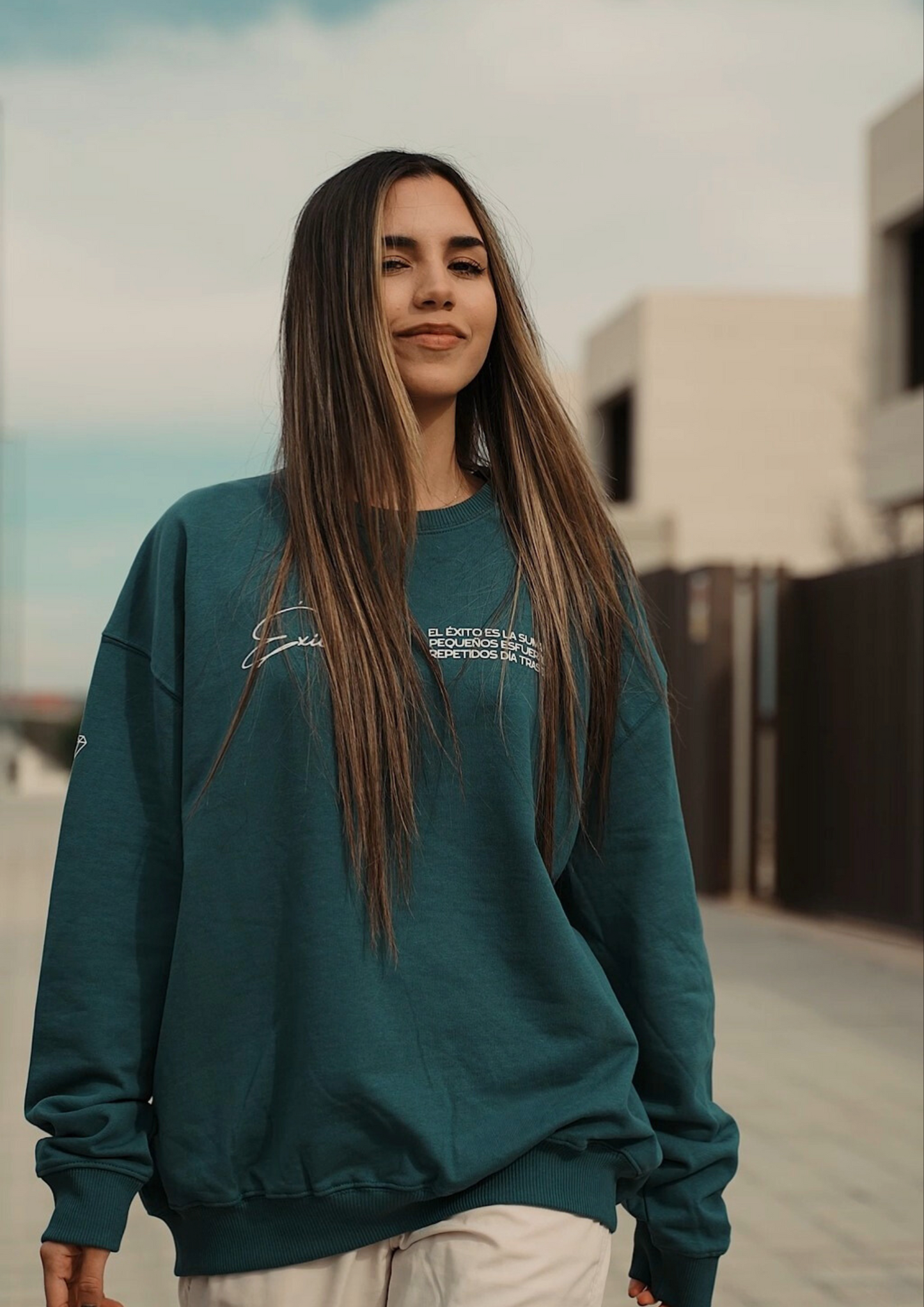 𝗦𝘂𝗱𝗮𝗱𝗲𝗿𝗮 𝘀𝗶𝗻 𝗰𝗮𝗽𝘂𝗰𝗵𝗮  𝙇𝙚𝙜𝙖𝙘𝙮